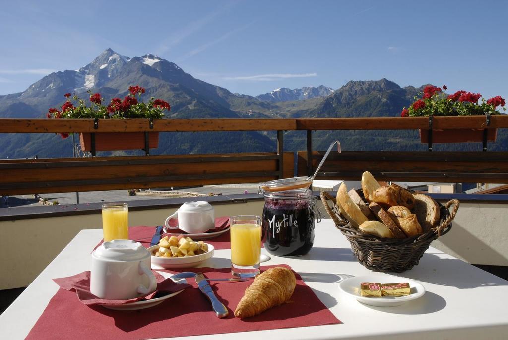 Le Relais Du Petit Saint Bernard Hotel La Rosiere  Kültér fotó